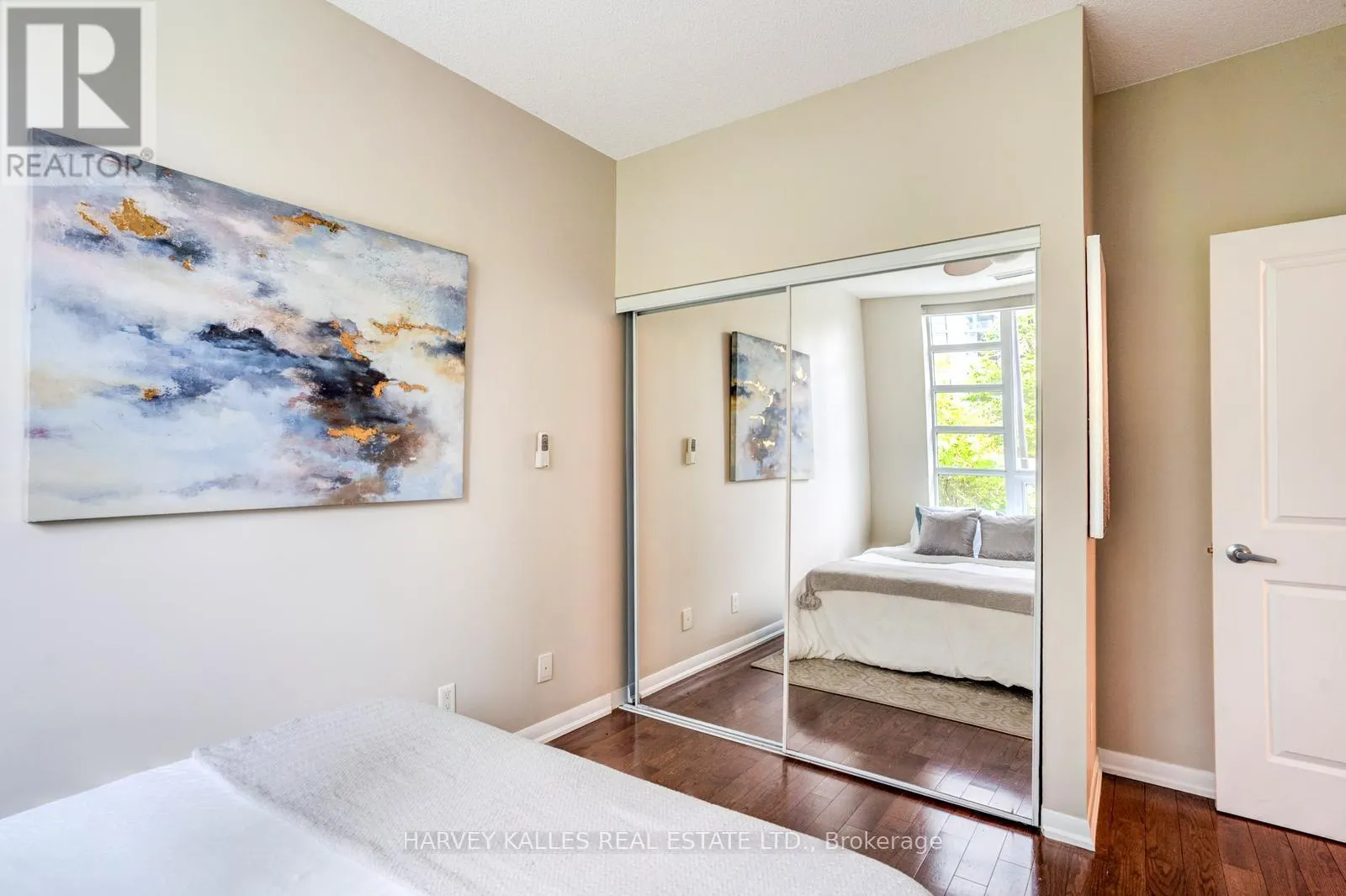 109 - 215 SHERWAY GARDENS ROAD
