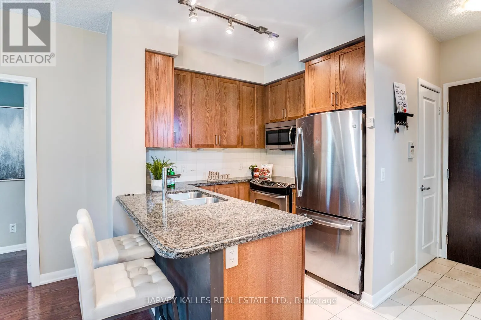 109 - 215 SHERWAY GARDENS ROAD
