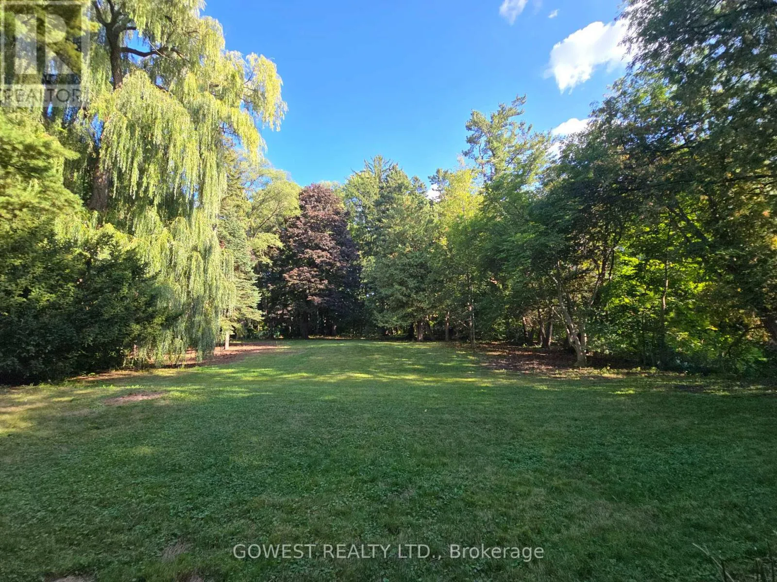 62 PINEWOOD TRAIL