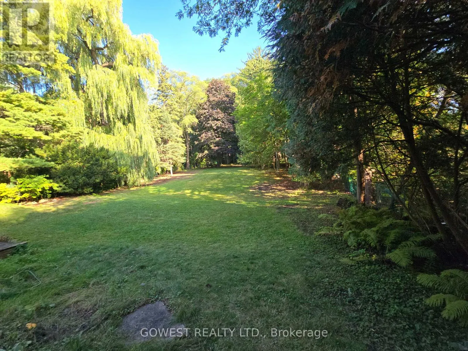 62 PINEWOOD TRAIL