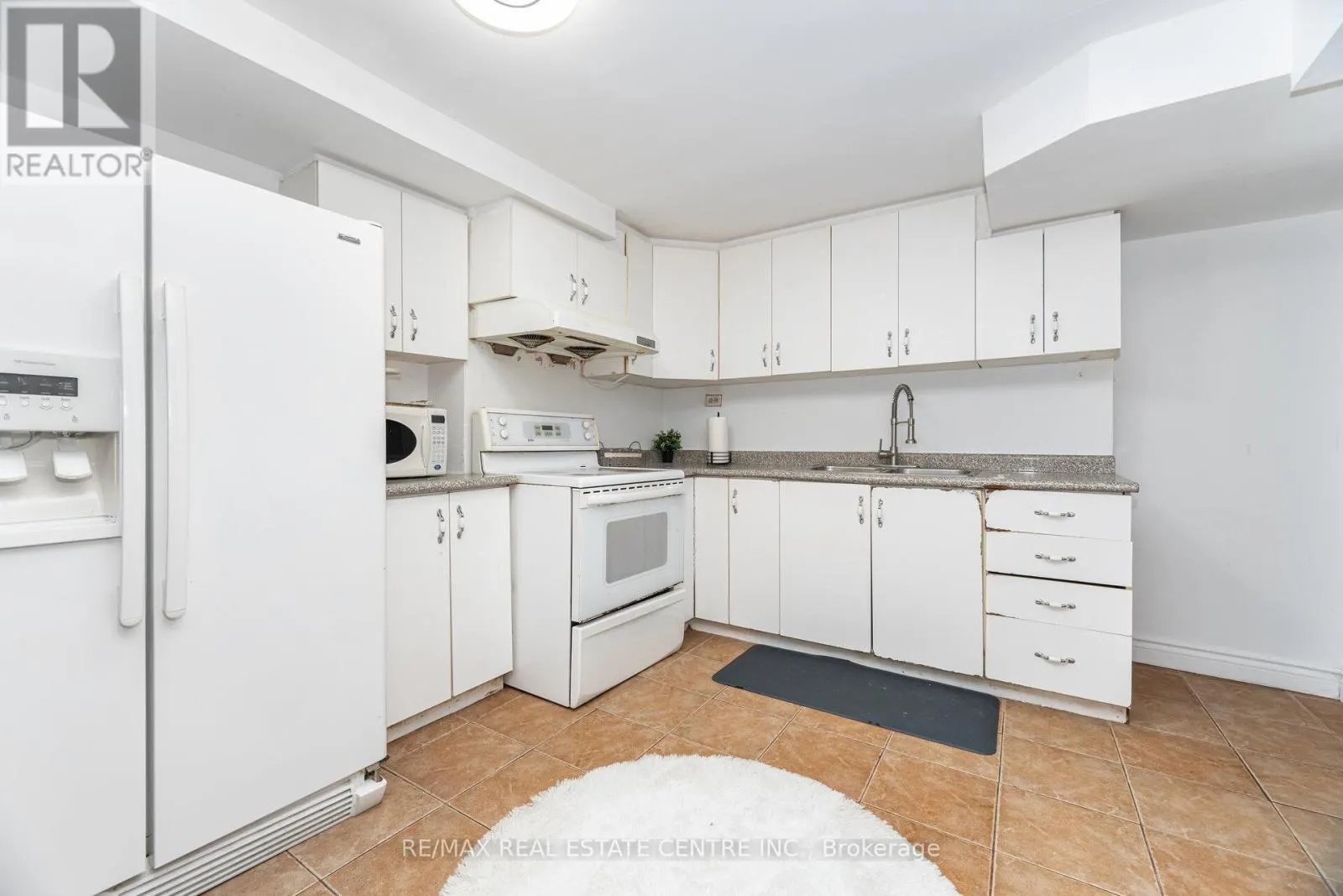 44 ABELARD AVENUE