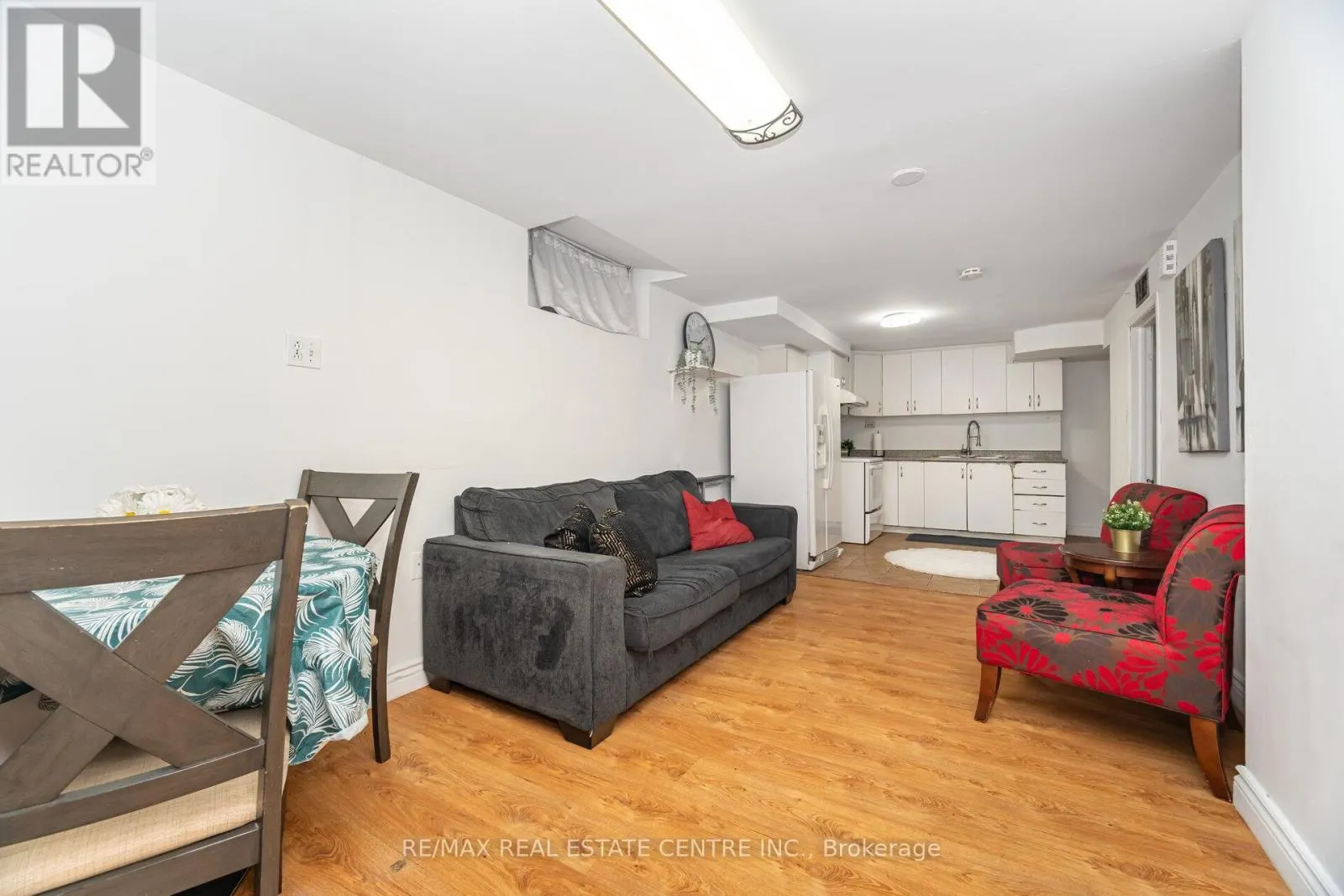 44 ABELARD AVENUE