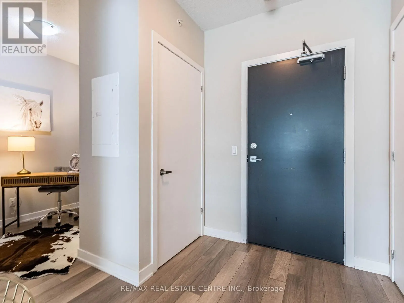B314 - 5240 DUNDAS STREET
