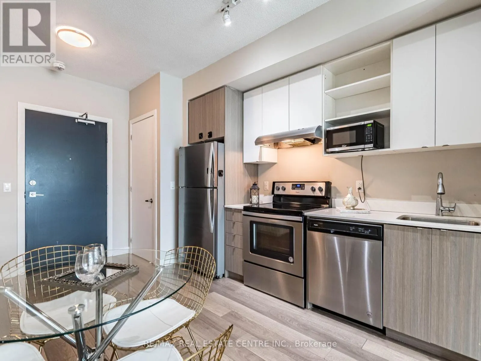 B314 - 5240 DUNDAS STREET