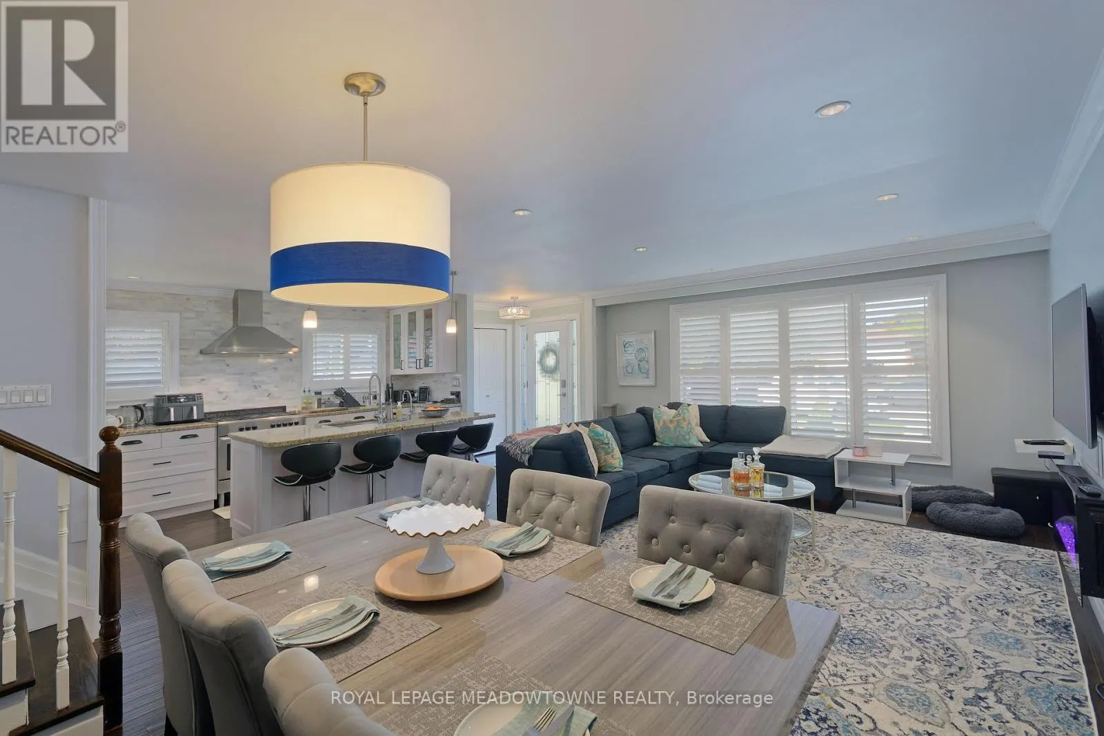 272 ORIOLE COURT