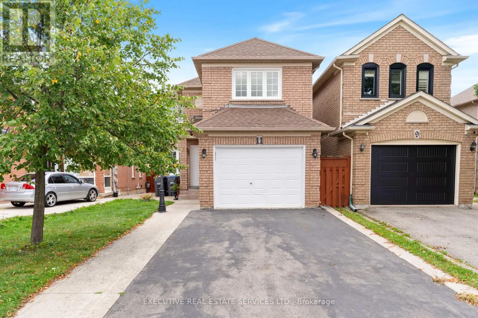 11 UPWOOD PLACE