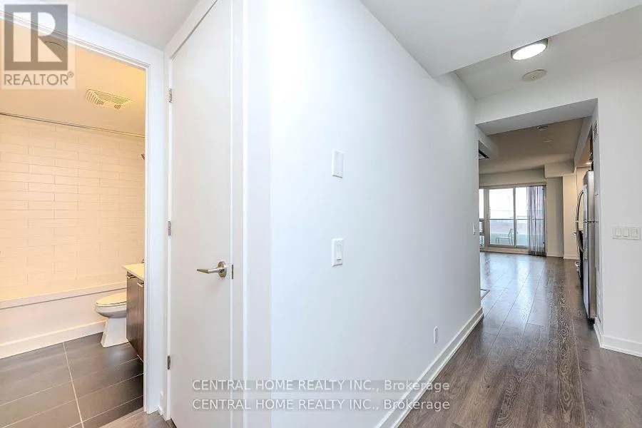 607 - 2220 LAKE SHORE BOULEVARD W