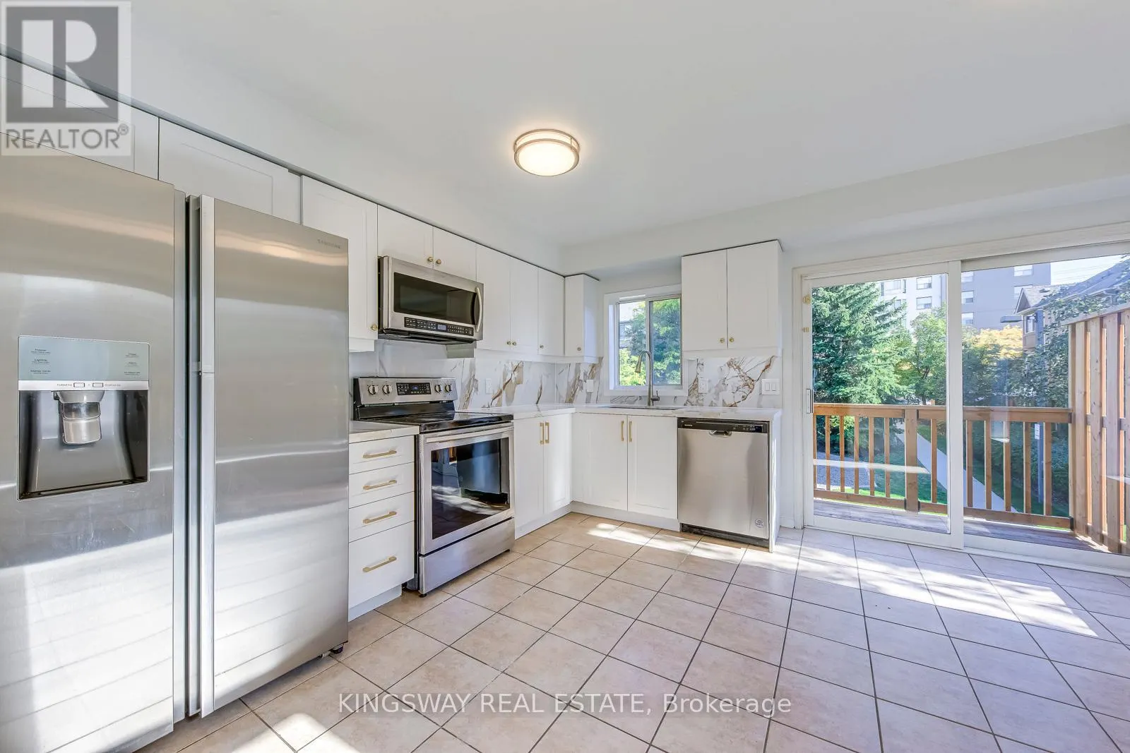 61 - 50 STRATHAVEN DRIVE