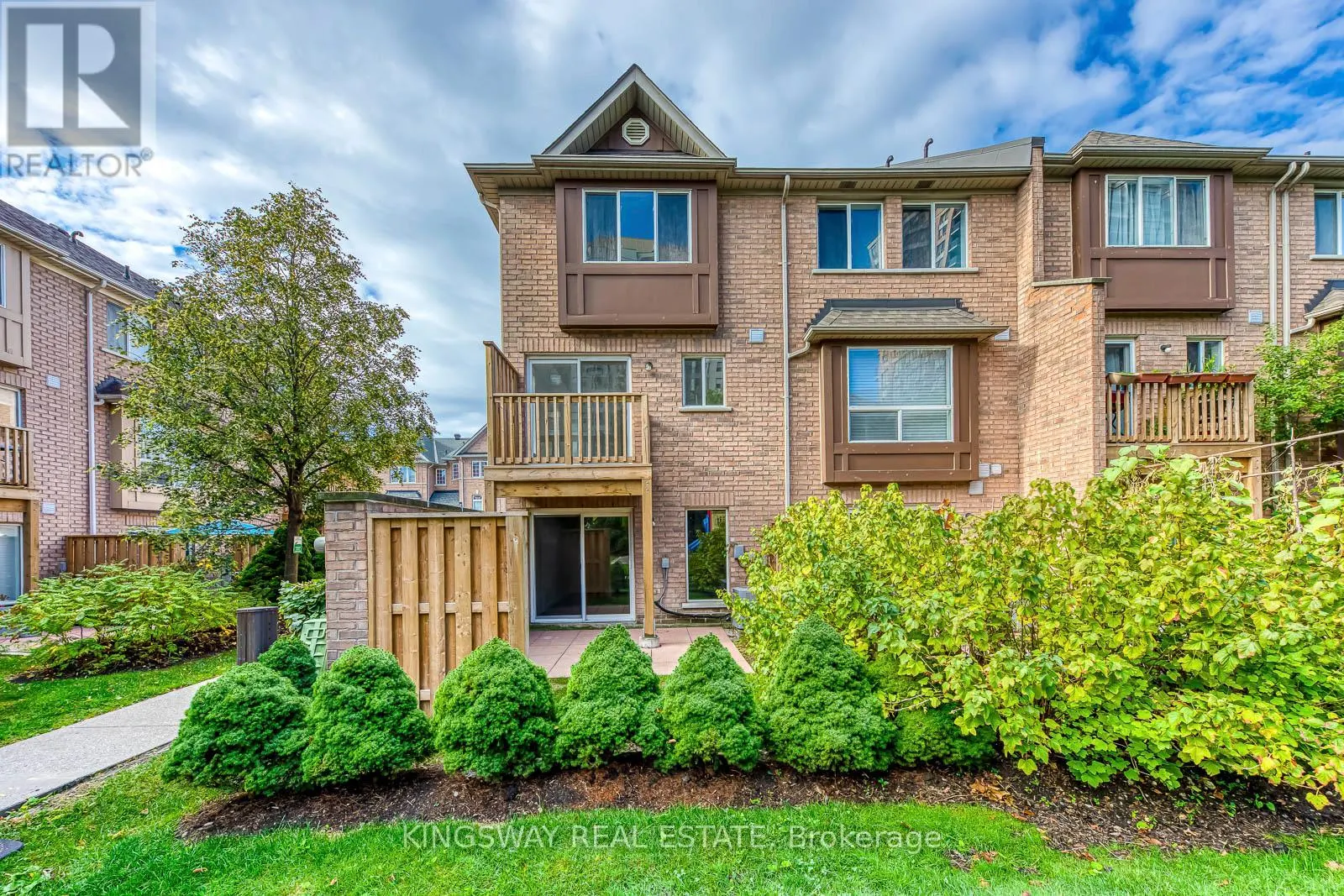 61 - 50 STRATHAVEN DRIVE