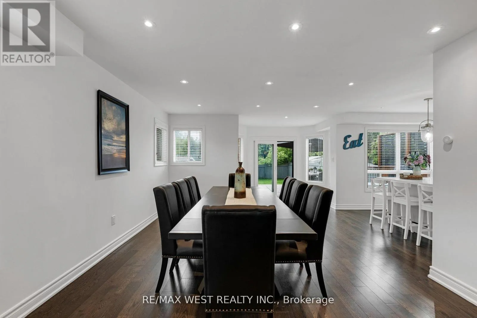 43 WAKELY BOULEVARD
