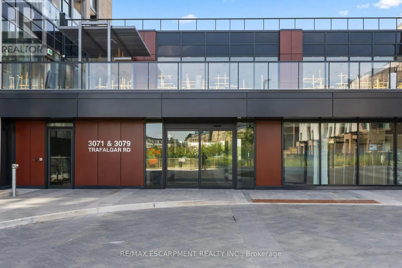 1808 - 3079 TRAFALGAR ROAD