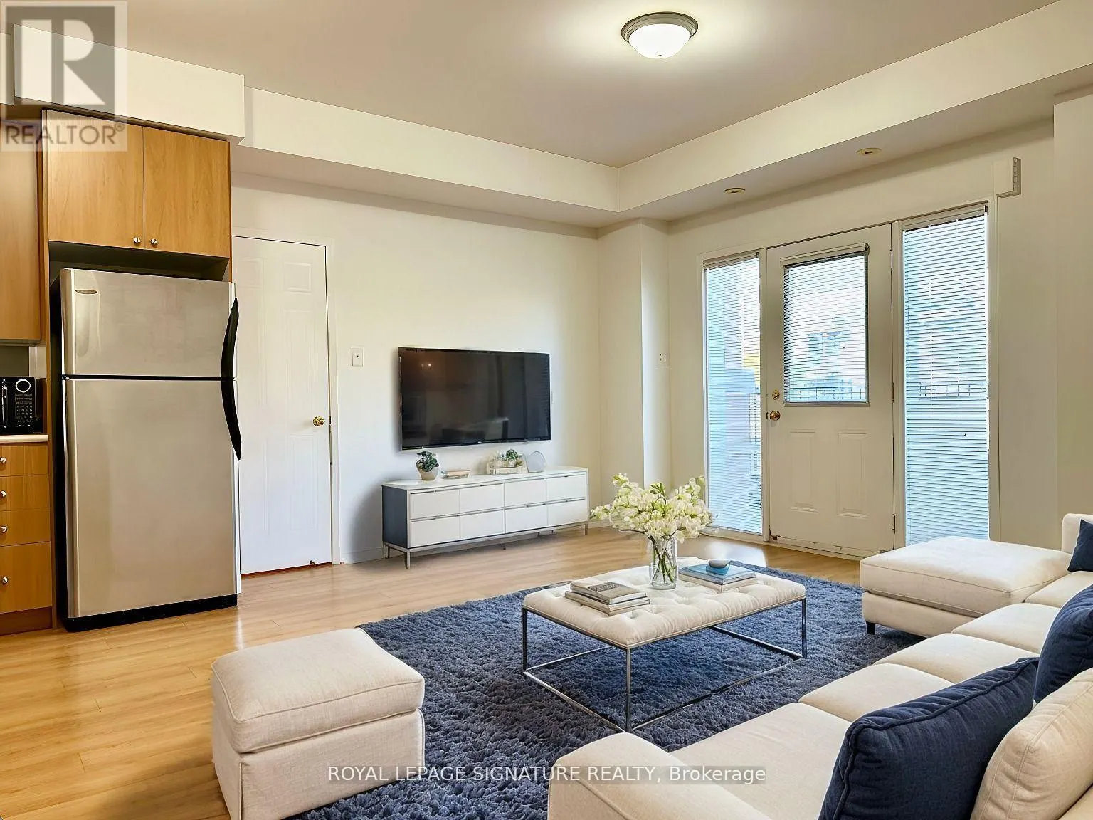 86 - 3088 EGLINTON AVENUE