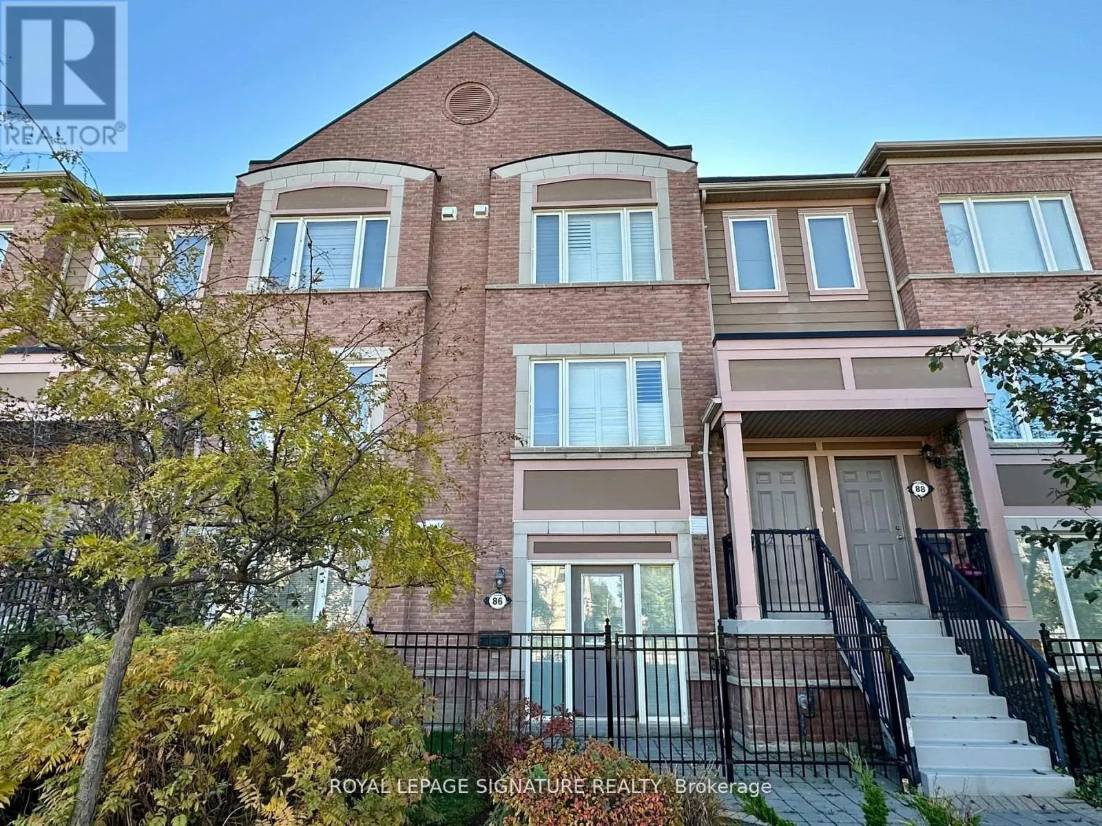 86 - 3088 EGLINTON AVENUE