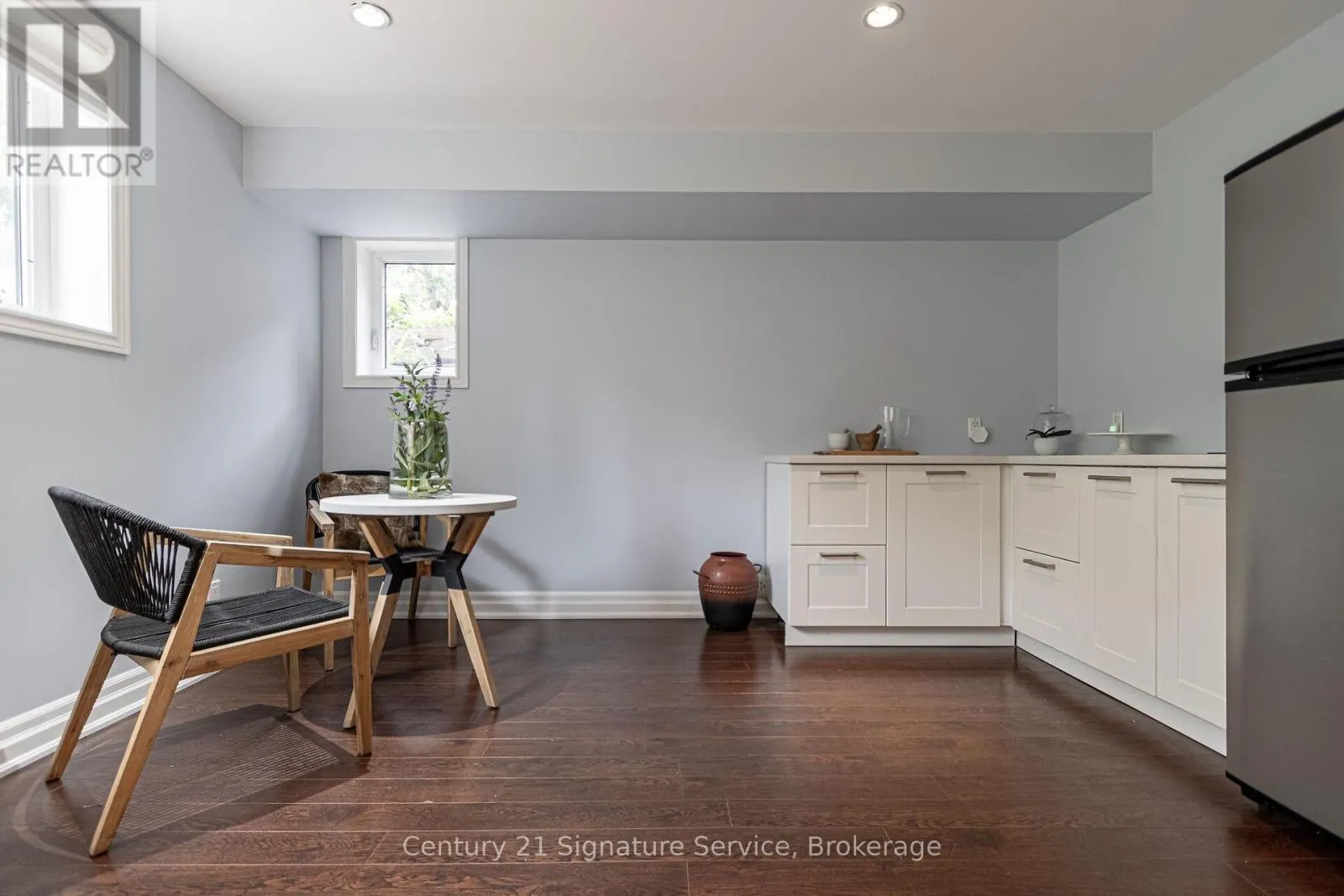 24 JOYMAR DRIVE