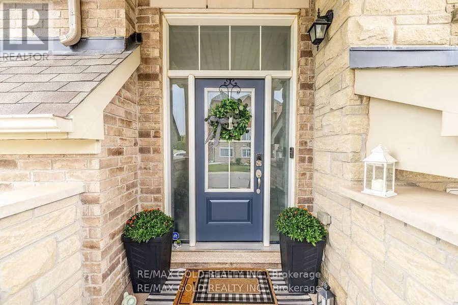 34 ROCKBROOK TRAIL