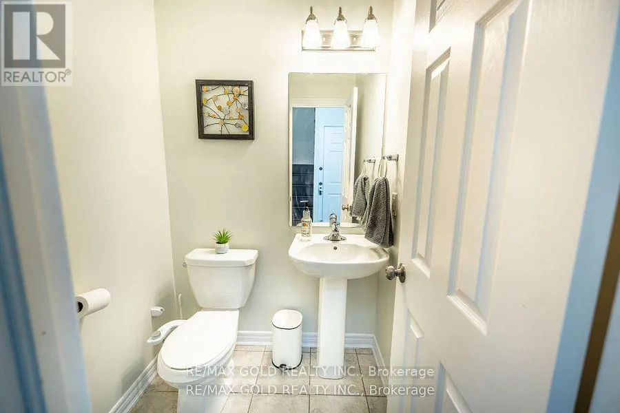 34 ROCKBROOK TRAIL