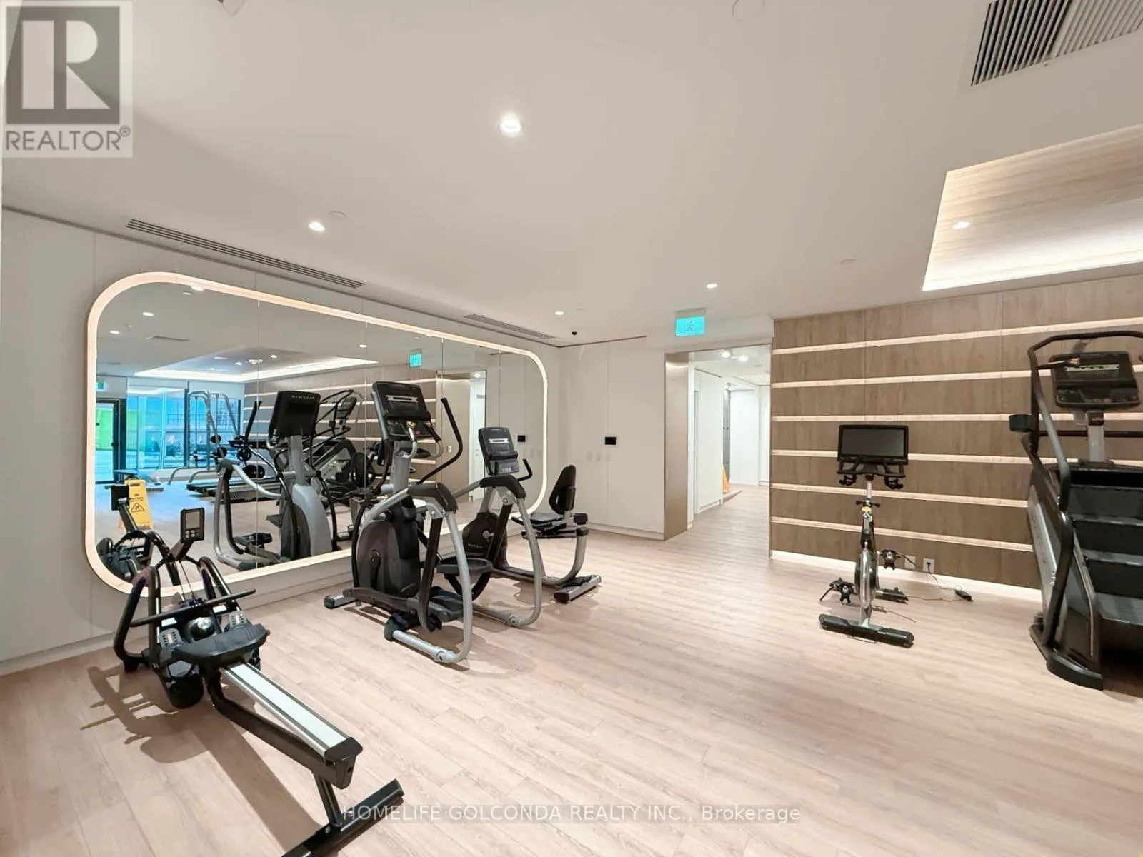 LPH20 - 1100 SHEPPARD AVENUE W