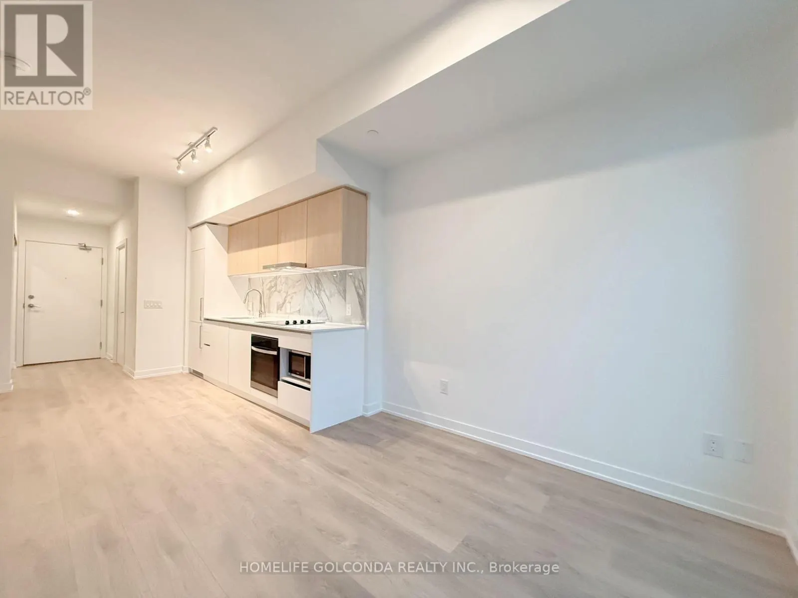 LPH20 - 1100 SHEPPARD AVENUE W