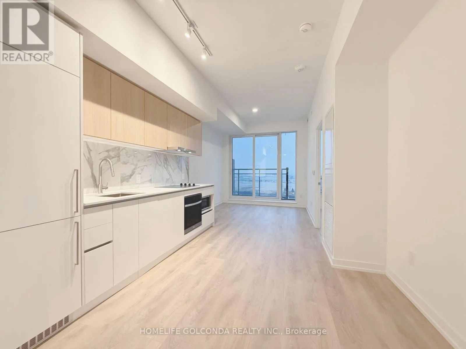 LPH20 - 1100 SHEPPARD AVENUE W