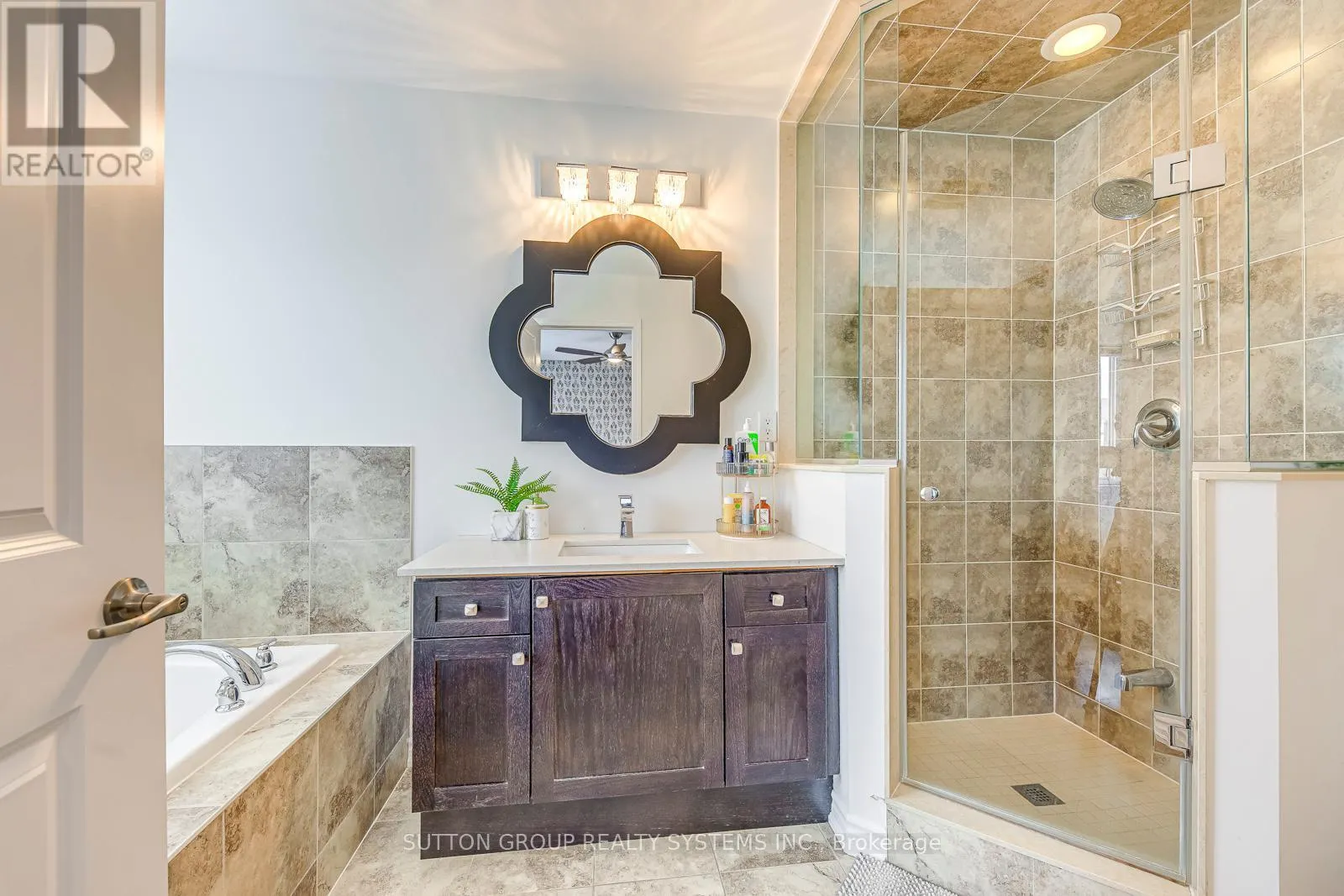 33 - 3002 PRESERVE DRIVE, UNIT 33 DRIVE