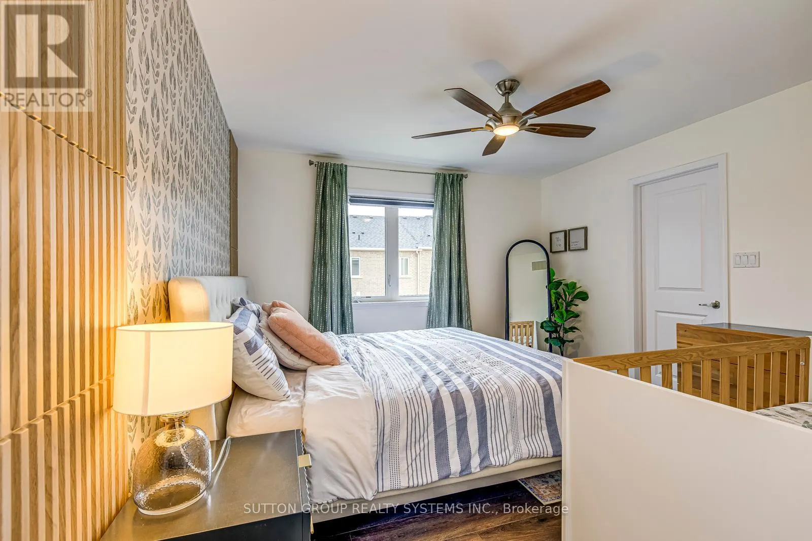 33 - 3002 PRESERVE DRIVE, UNIT 33 DRIVE