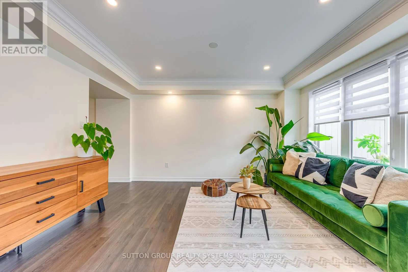 33 - 3002 PRESERVE DRIVE, UNIT 33 DRIVE