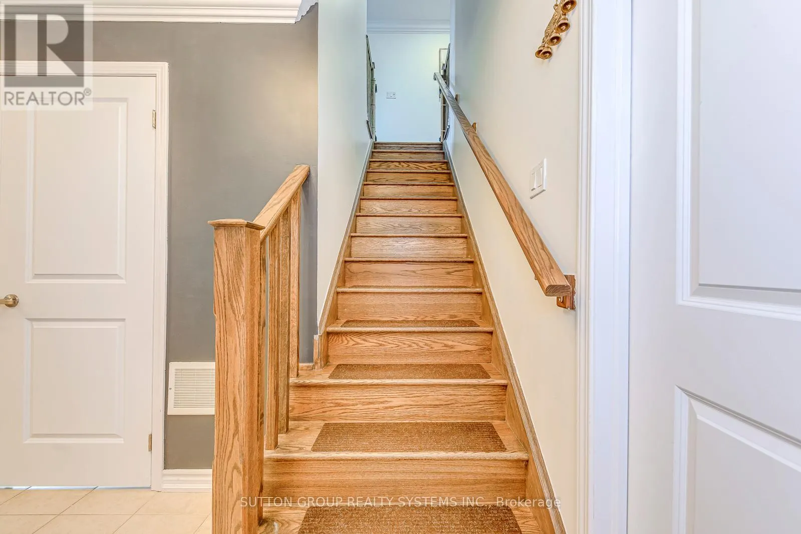 33 - 3002 PRESERVE DRIVE, UNIT 33 DRIVE
