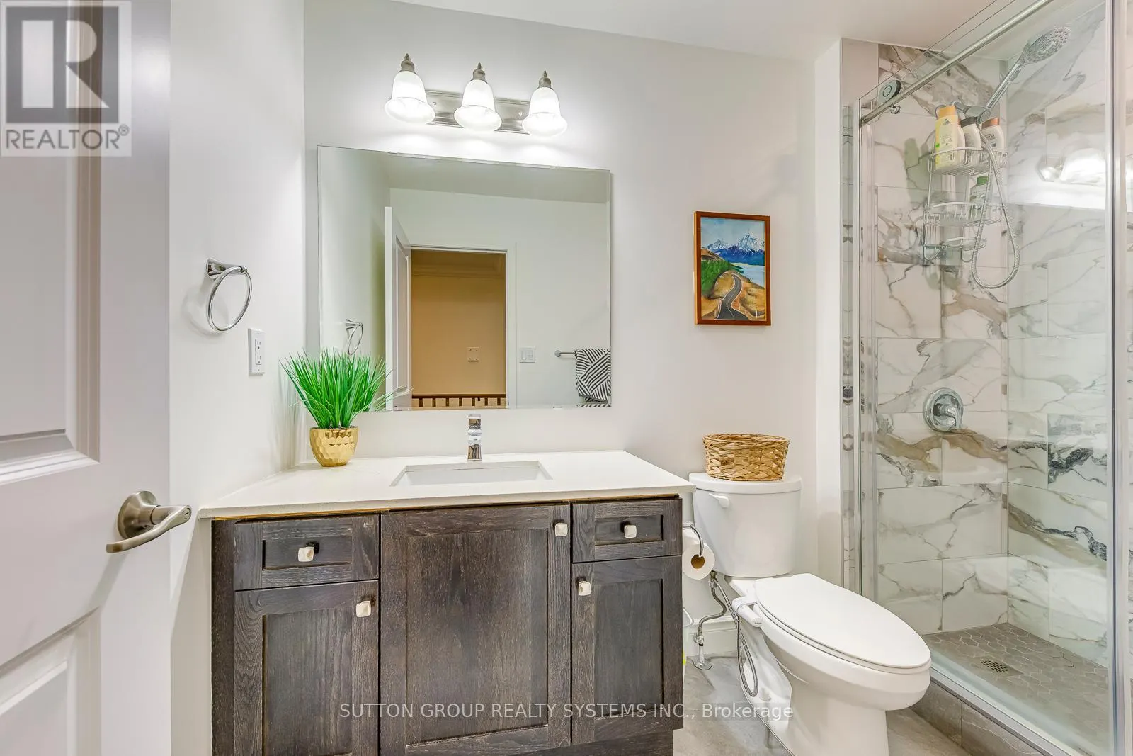 33 - 3002 PRESERVE DRIVE, UNIT 33 DRIVE