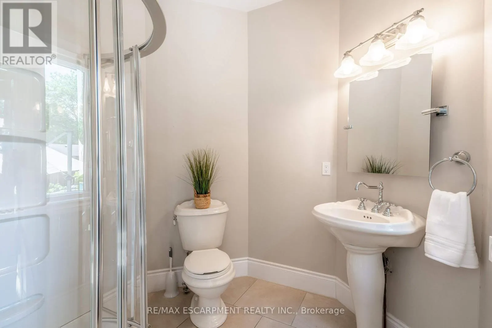 106 APPLEBY PLACE
