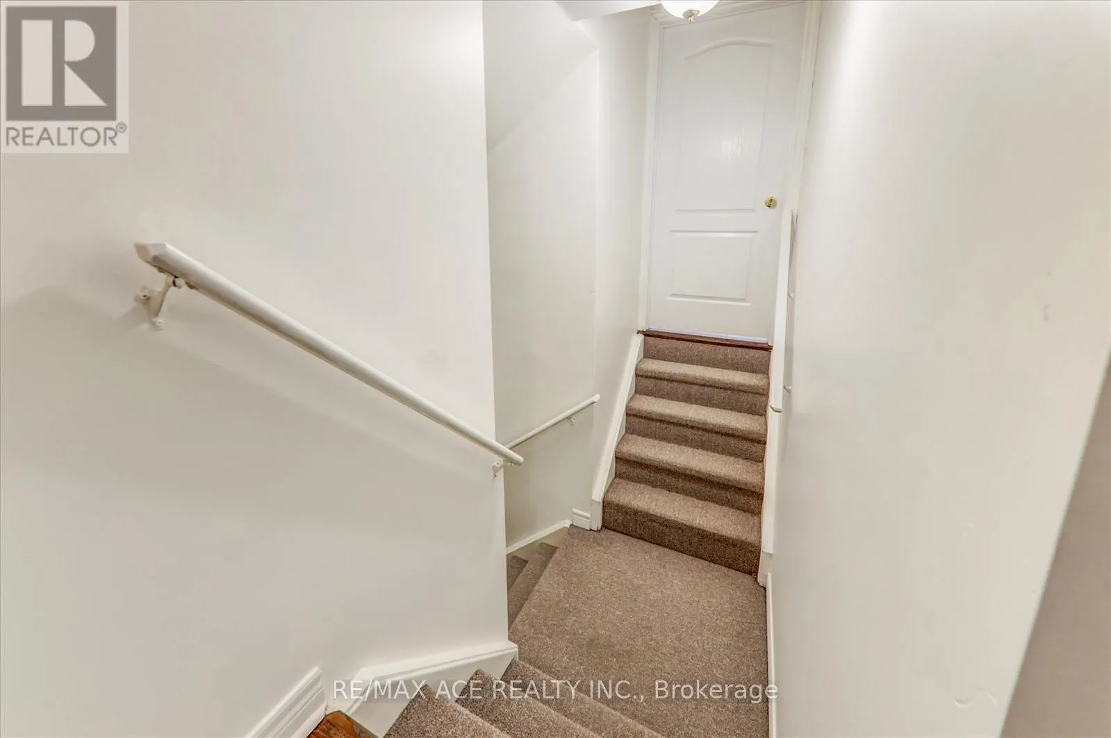 46 PUREBROOK CRESCENT