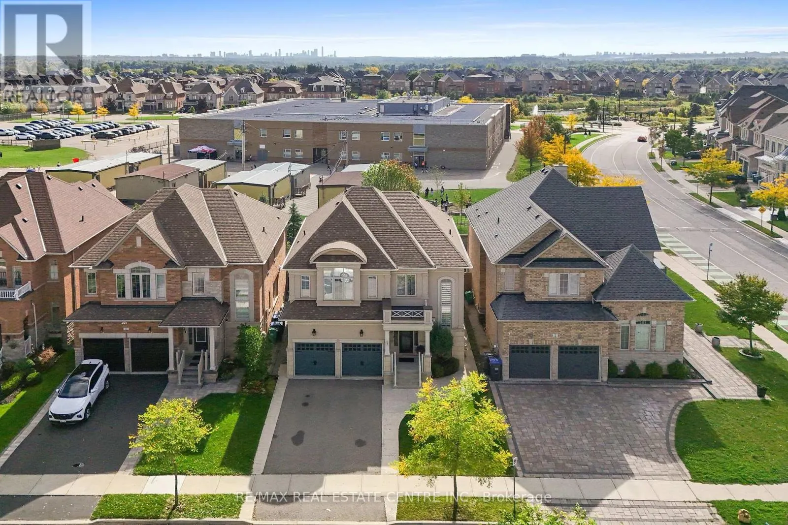 4 JUNETOWN CIRCLE