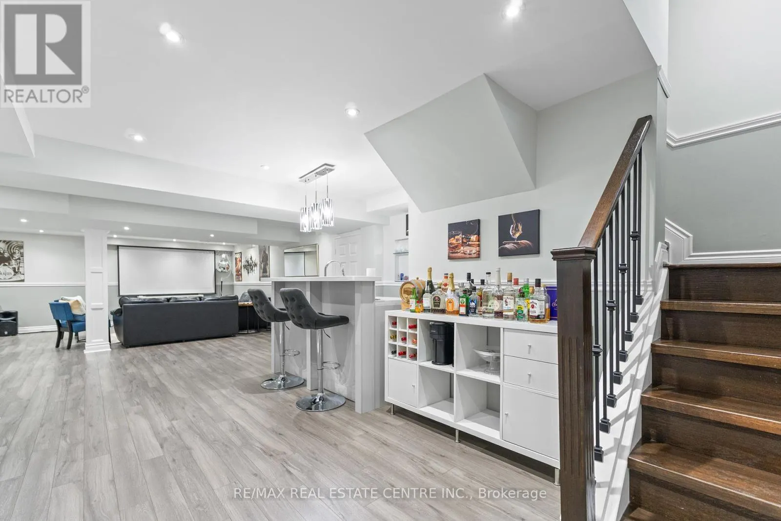 4 JUNETOWN CIRCLE