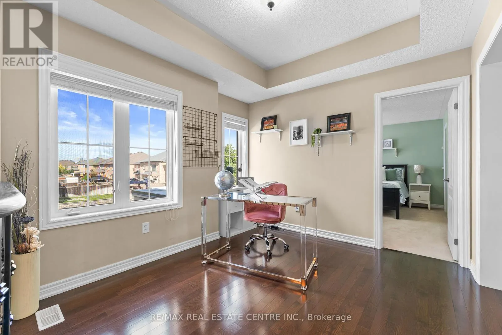 4 JUNETOWN CIRCLE