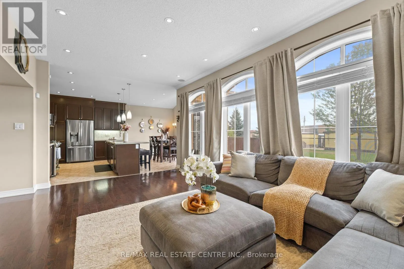 4 JUNETOWN CIRCLE