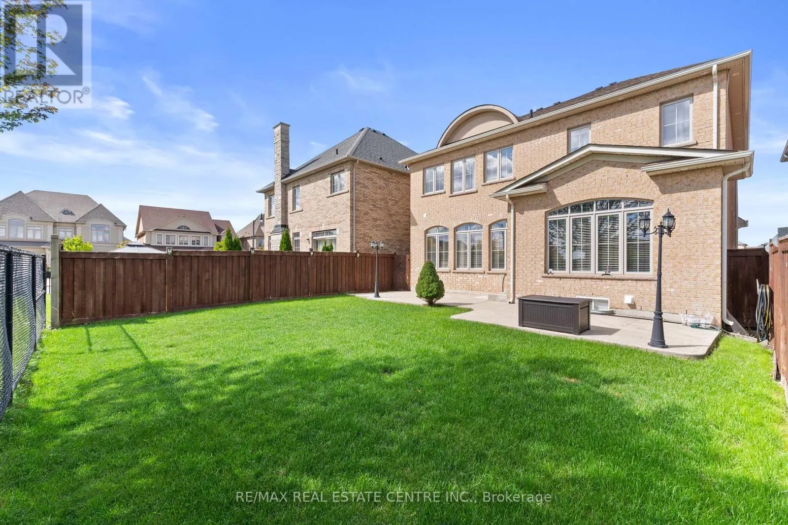 4 JUNETOWN CIRCLE