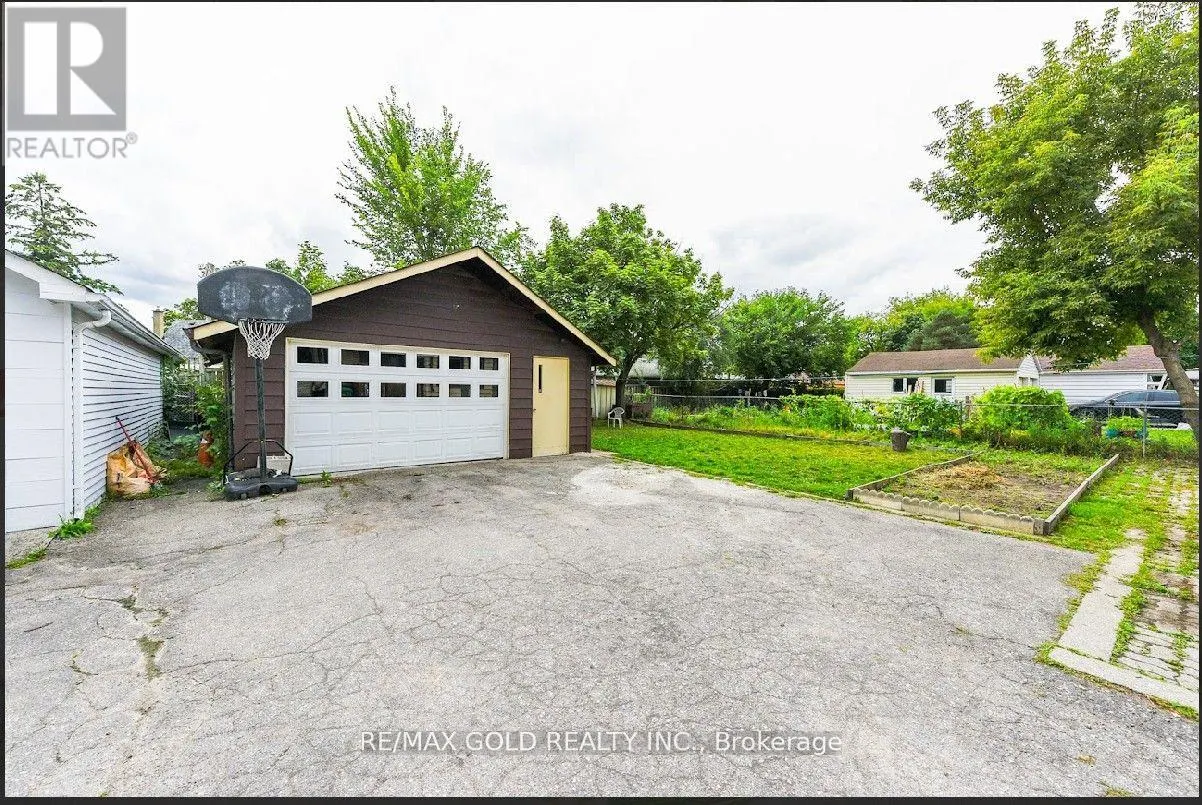 3372 ETUDE DRIVE