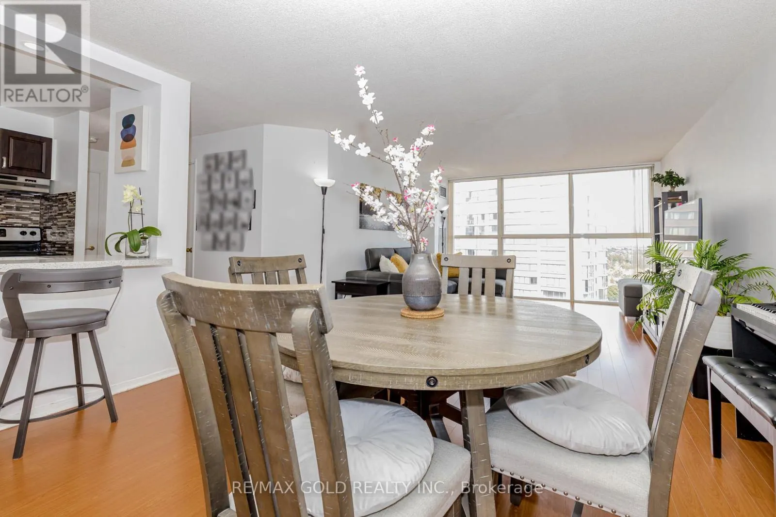 1504 - 4205 SHIPP DRIVE