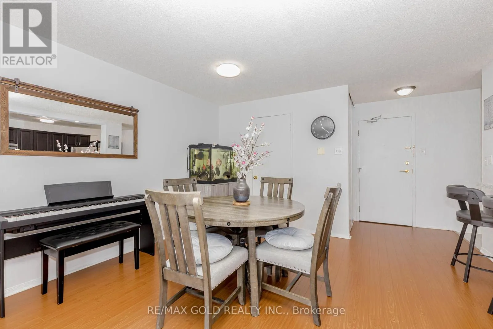 1504 - 4205 SHIPP DRIVE