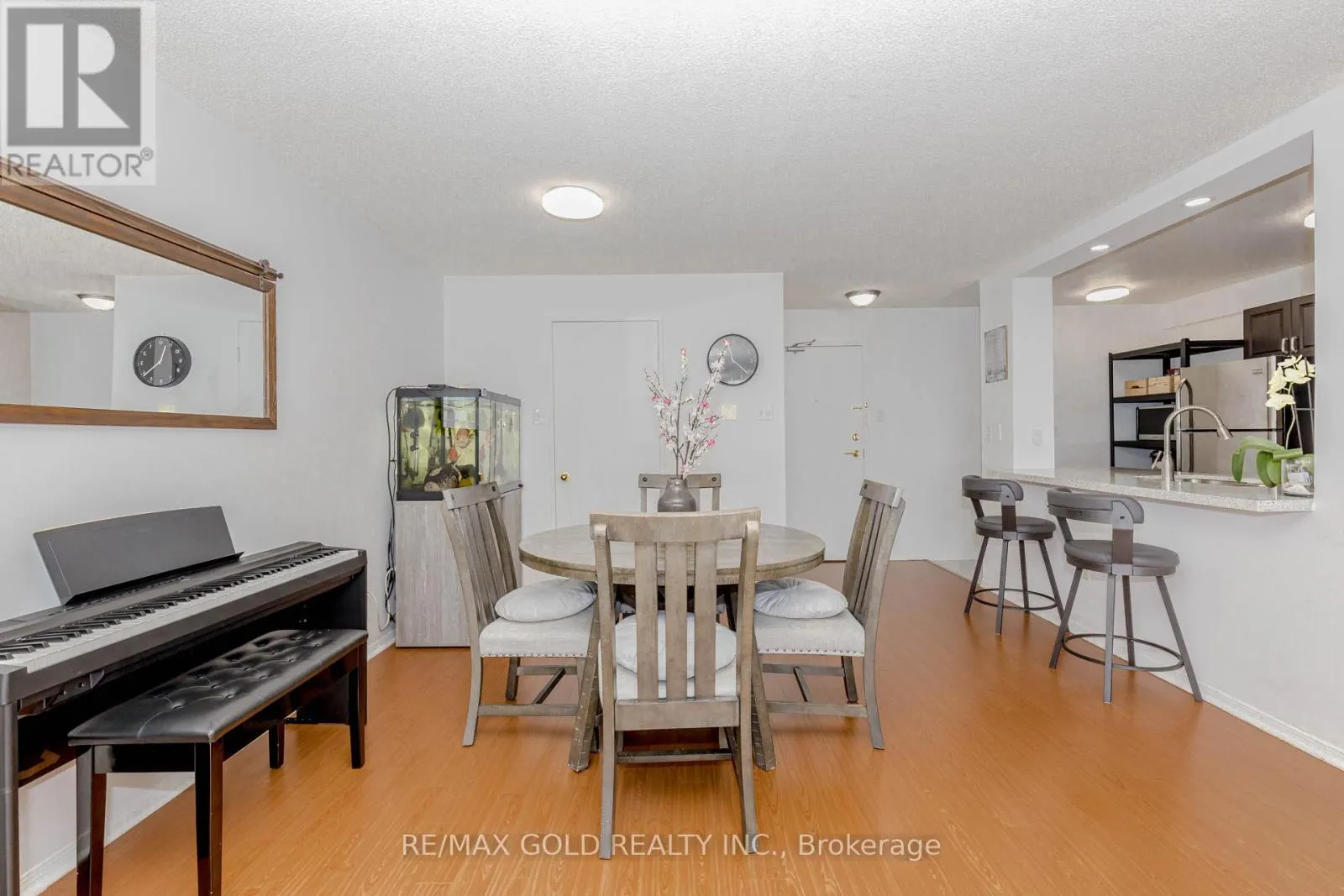 1504 - 4205 SHIPP DRIVE
