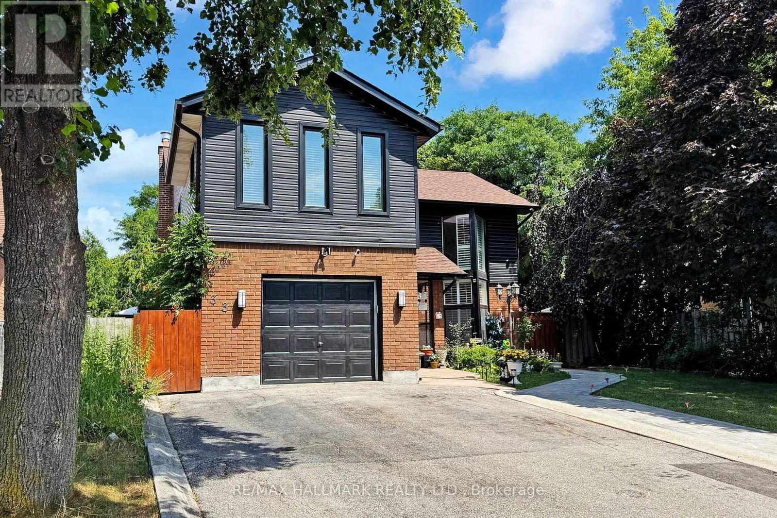 33 PARKSIDE DRIVE