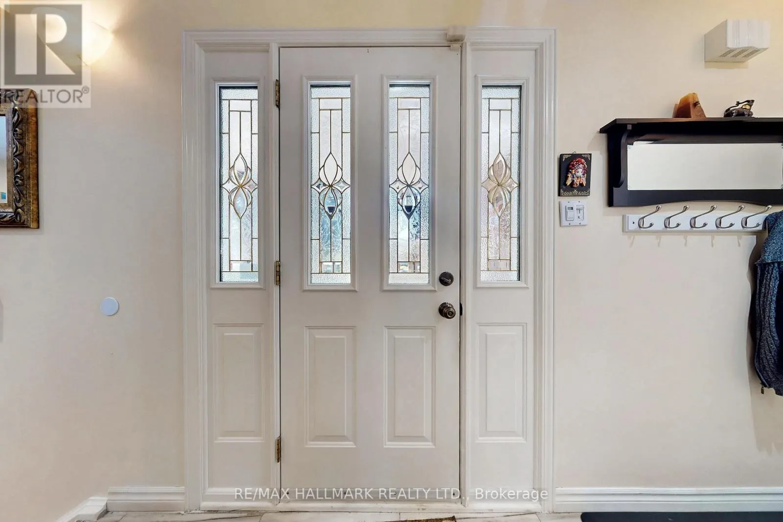 33 PARKSIDE DRIVE