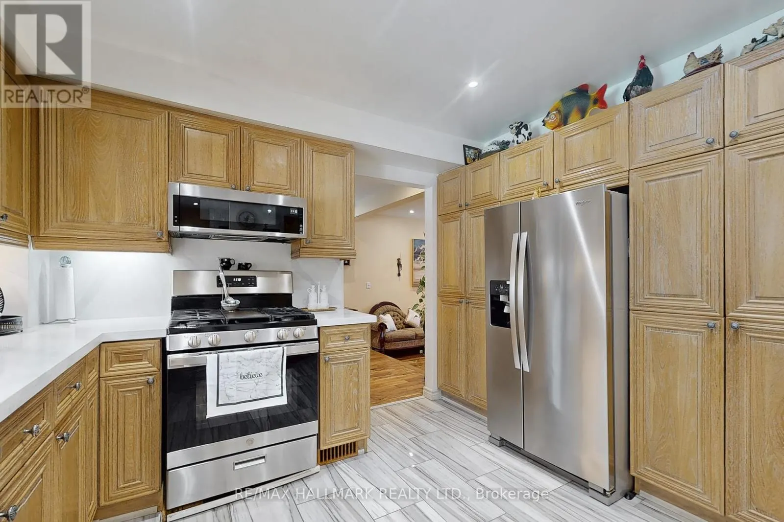 33 PARKSIDE DRIVE
