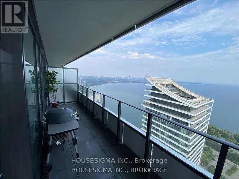 30 SHORE BREEZE DRIVE