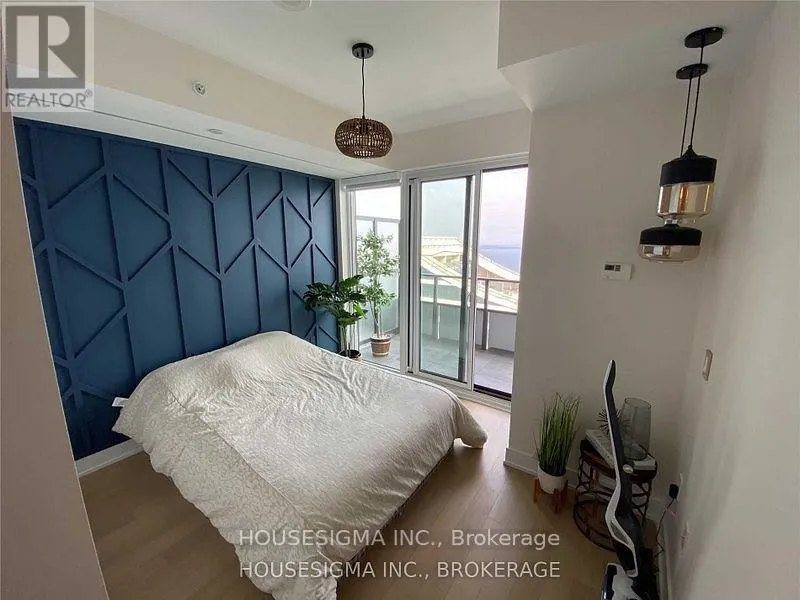 30 SHORE BREEZE DRIVE
