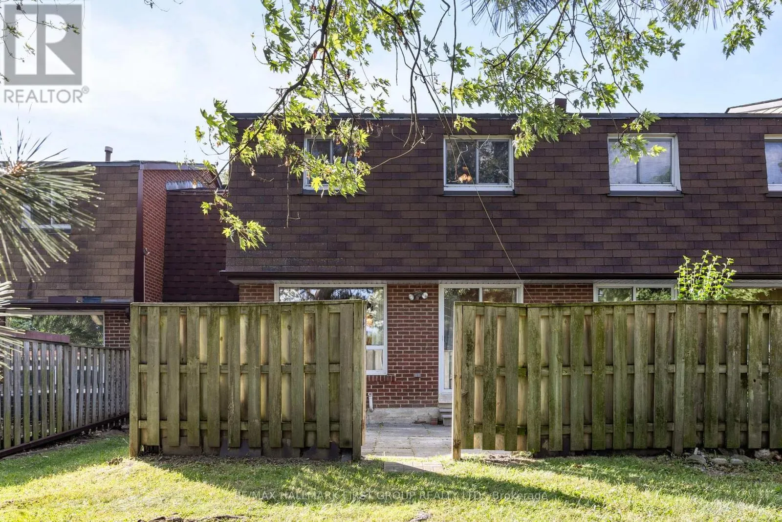 51 - 3025 CEDARGLEN GATE