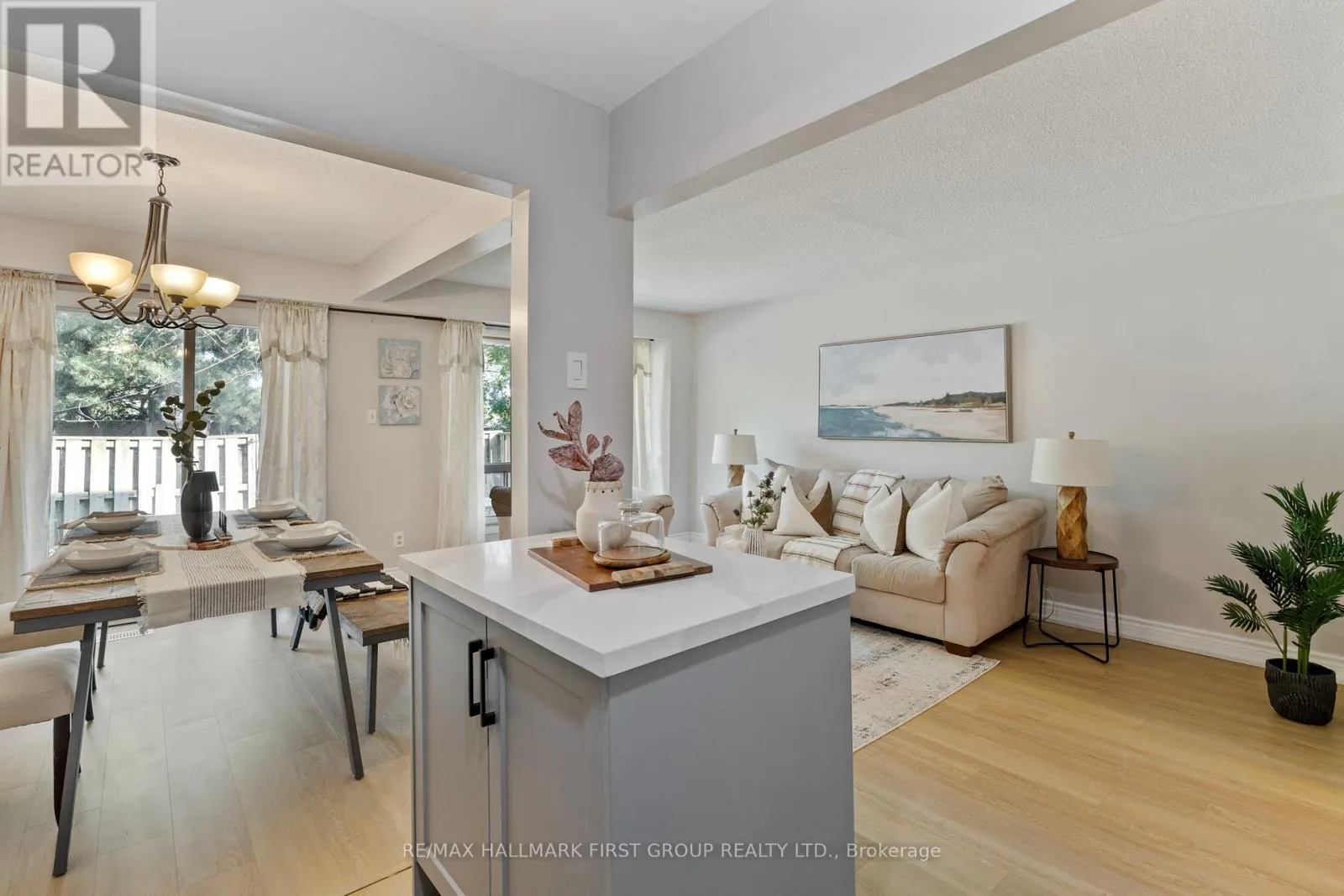 51 - 3025 CEDARGLEN GATE