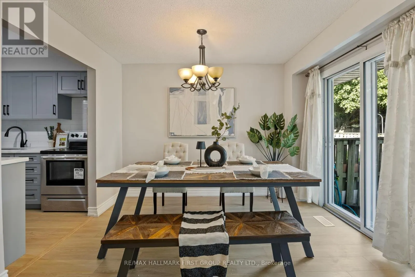 51 - 3025 CEDARGLEN GATE