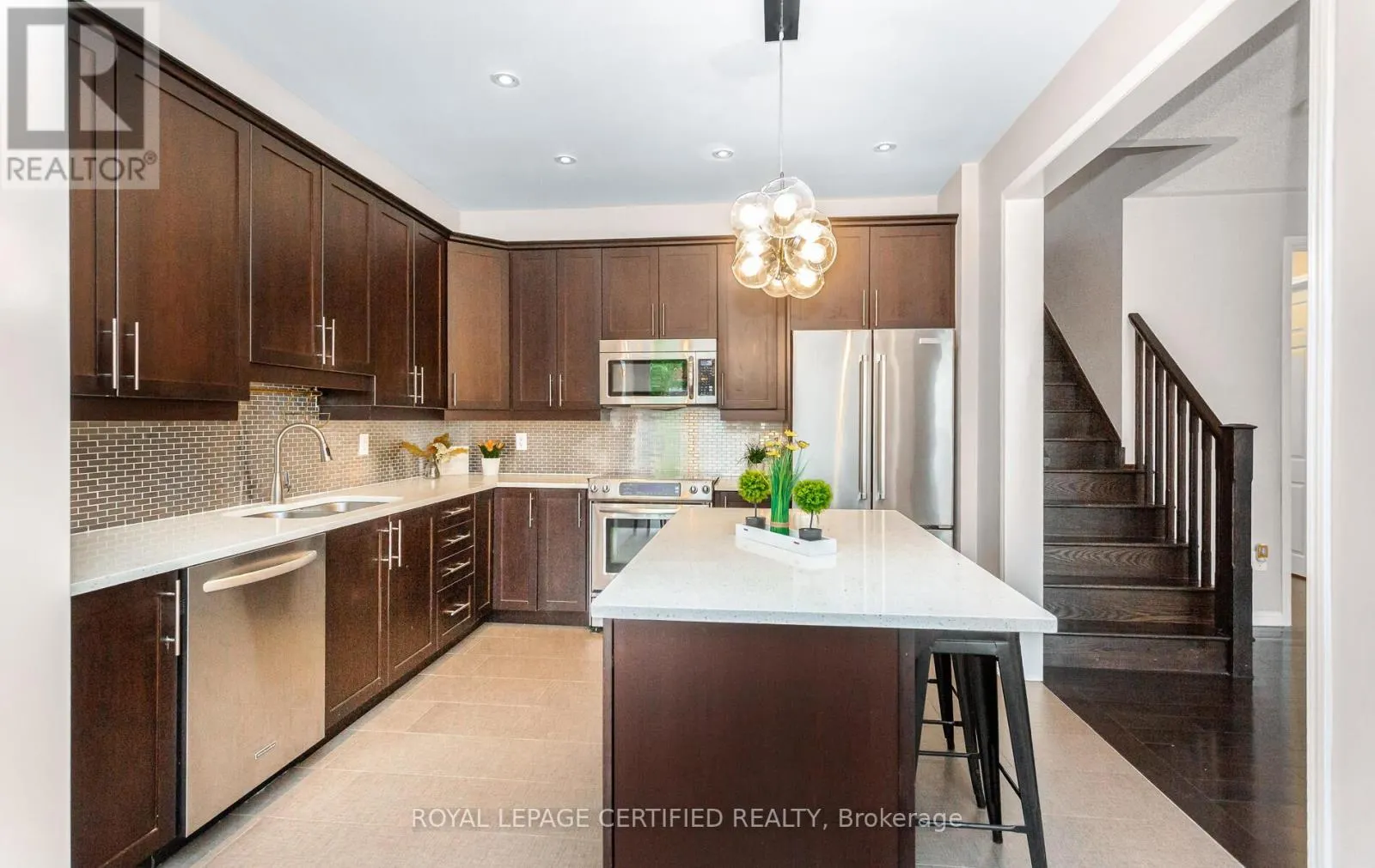 255 COCHRANE TERRACE