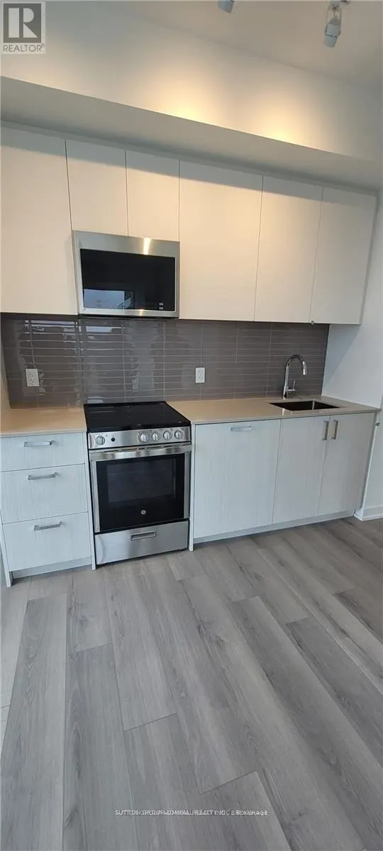 706 - 1787 ST CLAIR AVENUE W