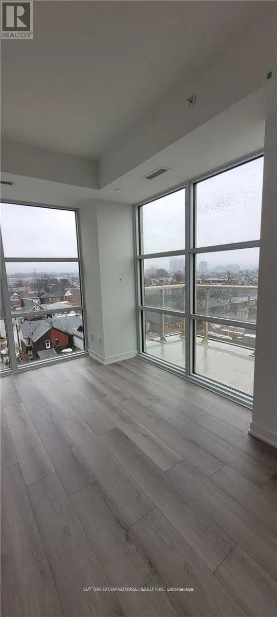 706 - 1787 ST CLAIR AVENUE W